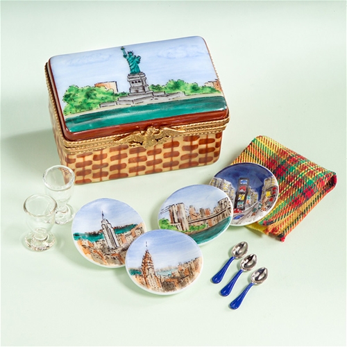 Limoges New York Picnic Basket Box with Plates The Cottage Shop