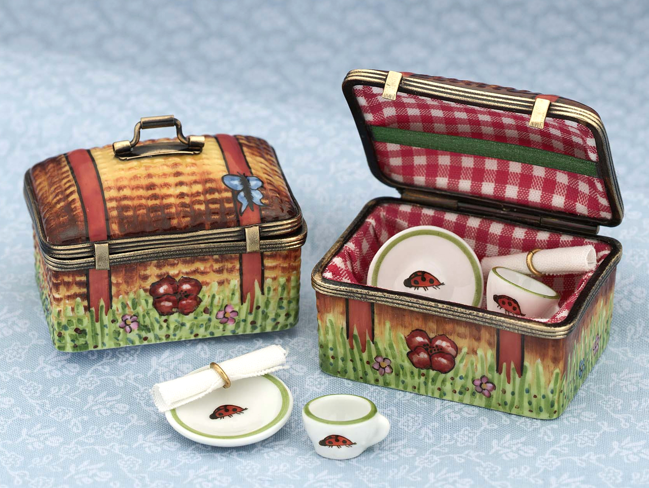 Limoges Nantucket Picnic Basket Box with Ladybugs Plates The Cottage Shop