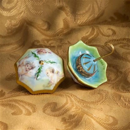 Picture of Limoges Cherubs Umbrella Box, Each.