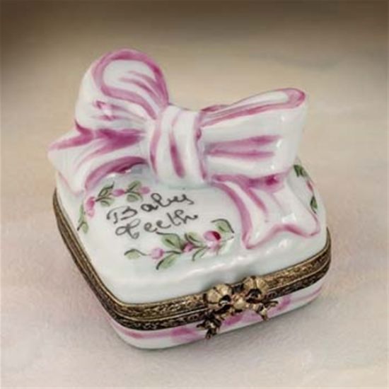 Picture of Limoges Pink Baby Teeth Box