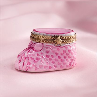 Picture of Limoges Pink Baby Knitted Shoe Box 