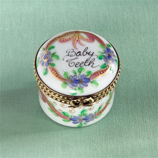 Picture of Limoges Sevres Baby Teeth First Curl Box