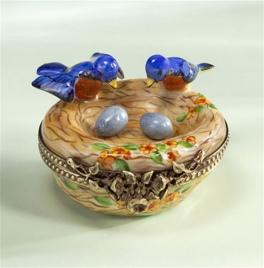 Picture of Limoges Birds on Nest with Eggs Box
