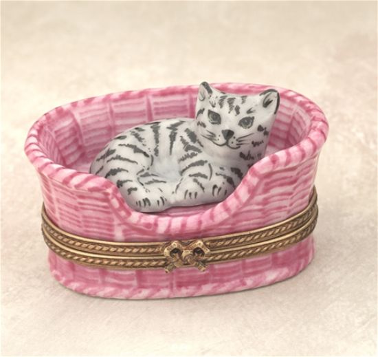 Picture of Limoges Gray Cat in Pink Basket Box