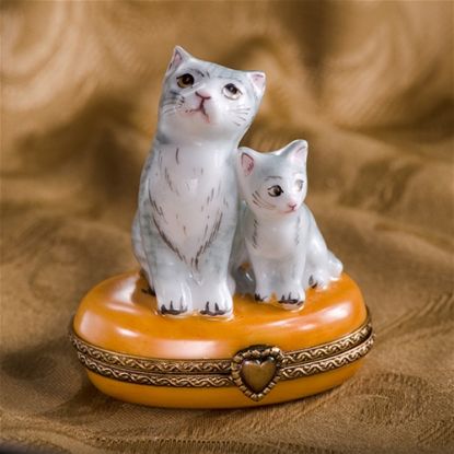 Picture of Limoges Mother and Baby Gray Cats Box