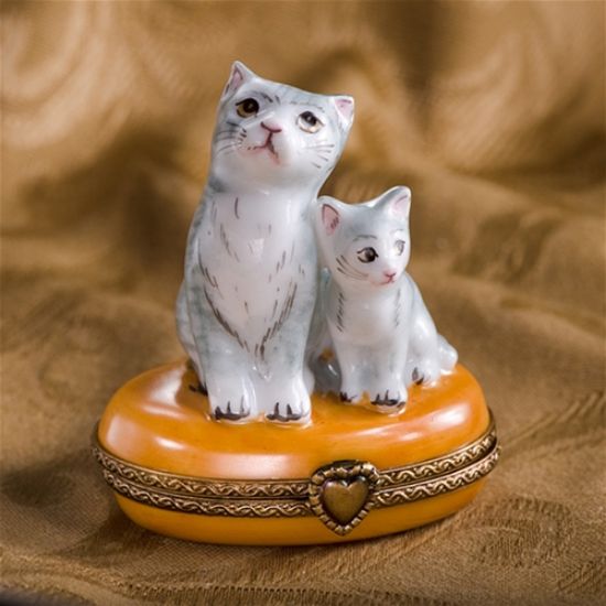 Picture of Limoges Mother and Baby Gray Cats Box