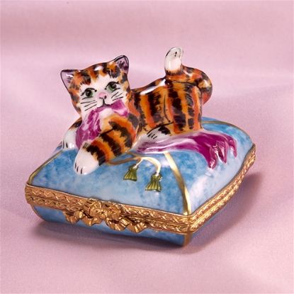 Picture of Limoges Orange Cat on Pillow Box