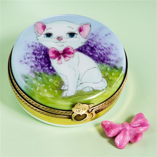Picture of Limoges White Cat with Pink Bow Box