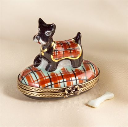 Picture of Limoges Scottie with Coat and Bone Box