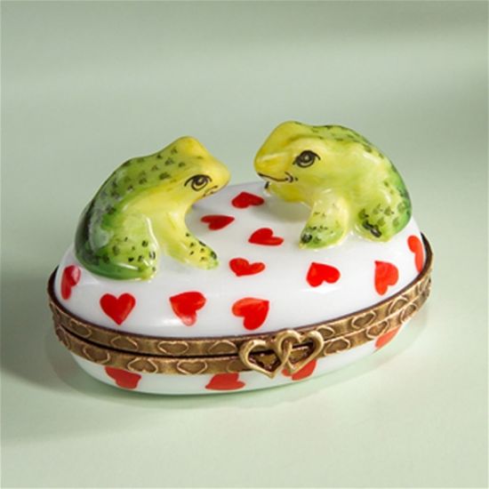 Picture of Limoges Two Valentine Frogs with Hearts Box