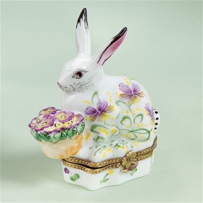 Picture of Limoges Chamart Rabbit with Pansies Box