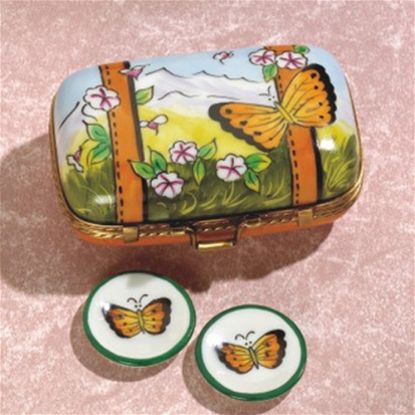 Picture of Limoges Picnic Basket with Butterfly Plates Box