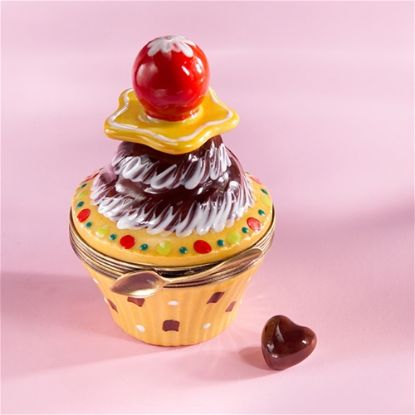 Picture of Limoges Chocolate Cherry Tower Cupcake Box