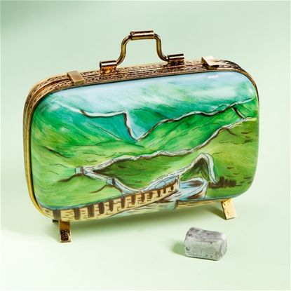 Picture of Limoges Chinese Wall Suitcase Box with Stone