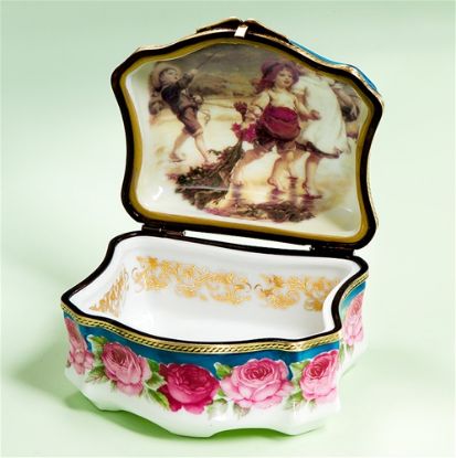 Picture of Limoges Children Playing Box with Roses Decor