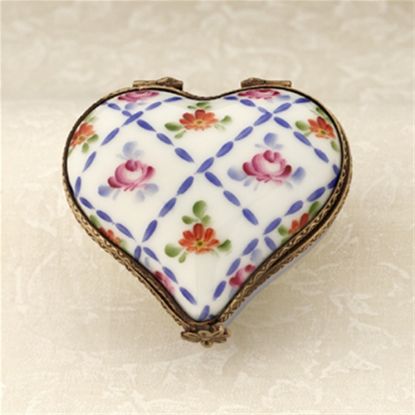 Picture of Limoges Blue Grid Heart with Roses Box