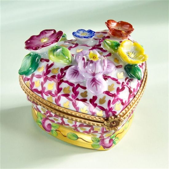 Picture of Limoges Museum Heart with 3D Flowers Box 