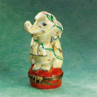 Picture of Limoges Chamart Elephant with Tassels Box