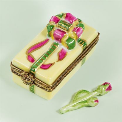 Picture of Limoges Yellow Gift Box with Roses