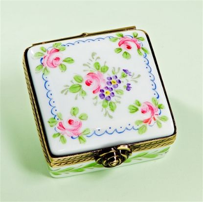 Picture of Limoges Roses and Ribbons Square Box 