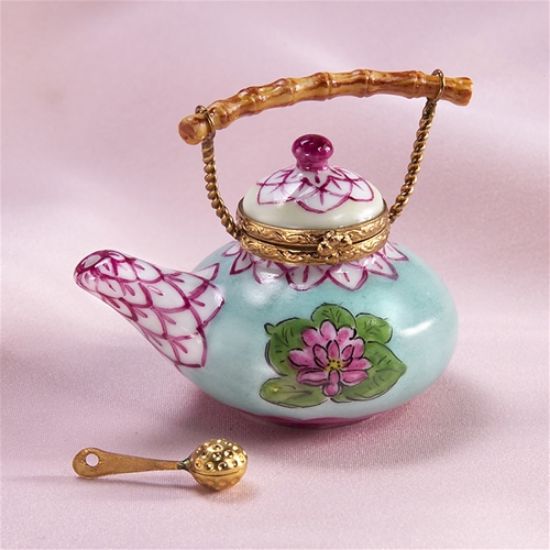 Picture of Limoges Waterlily Teapot Bamboo Handle Box