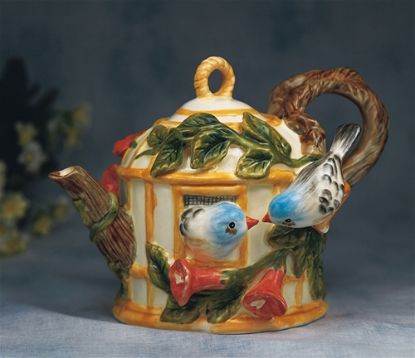 Picture of Two Birds Ceramic Teapot