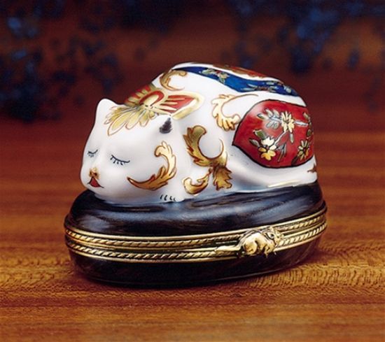 Picture of Limoges Oriental Sleeping Cat Box