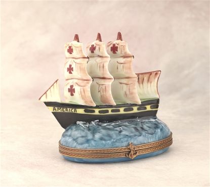 Picture of Limoges America Carabella Ship Box