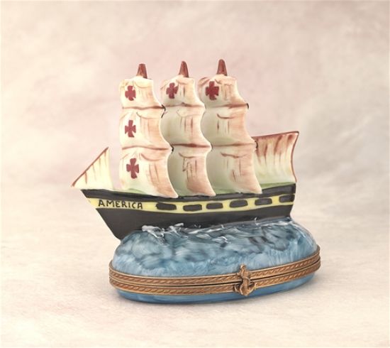 Picture of Limoges America Carabella Ship Box