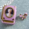 Picture of Limoges Marquise de Pompadour Book Box with loose porcelain Bow
