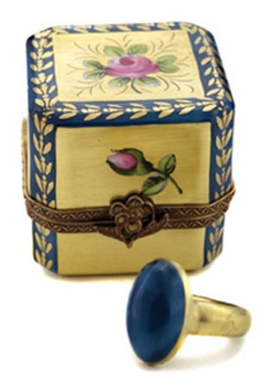 Picture of Limoges Ring Gold Box with Rose and  Ring