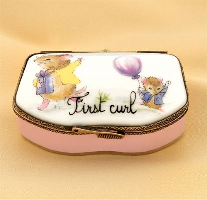 Picture of Limoges First Curl Baby Girl Mouse  Box with Comb Clasp