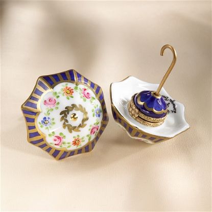 Picture of Limoges Umbrella with Roses Box, Each