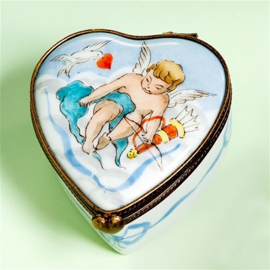 Picture of Limoges One Cherub Heart Box 