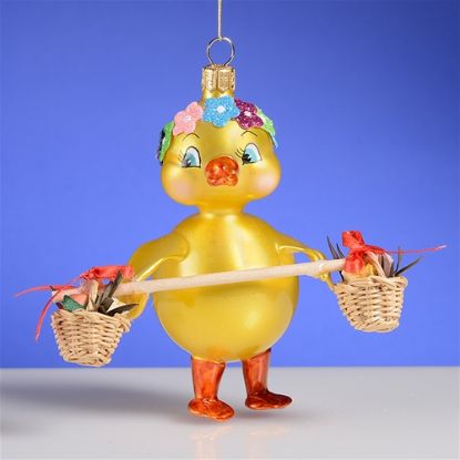 Picture of De Carlini Girl Chicken with Double Basket Ornament