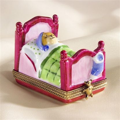 Picture of Limoges Pink Teddy in Bed Box