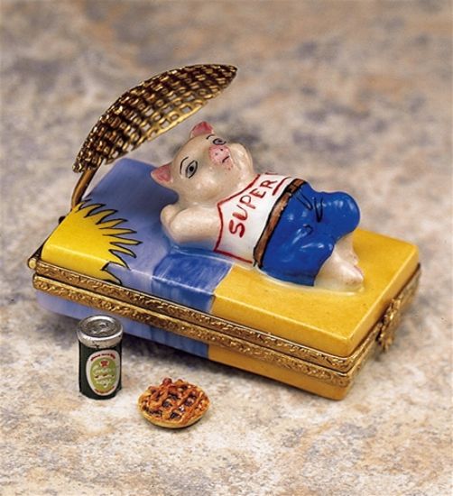 Picture of Limoges Boy Pig at the Beach Box