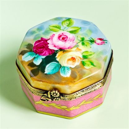 Picture of Limoges Autumn Roses on Pink and Gold Box 