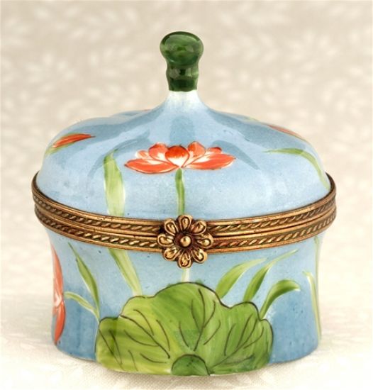 Picture of Limoges Blue Lotus Pagoda Box