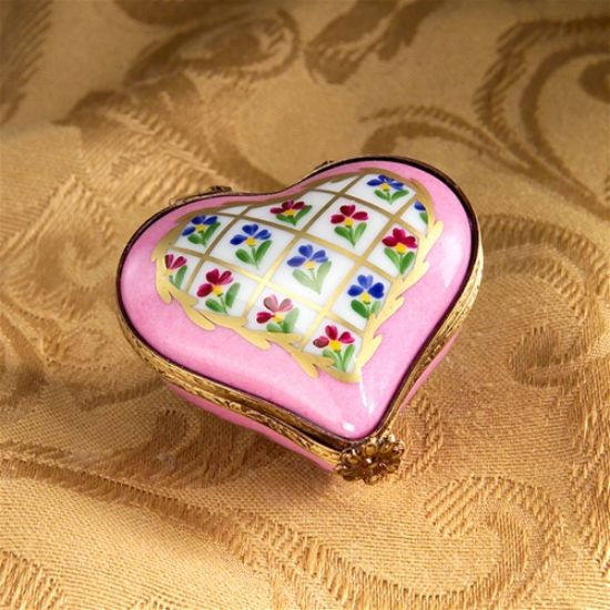 The Cottage Shop - Limoges Pink Heart with Flowers Box