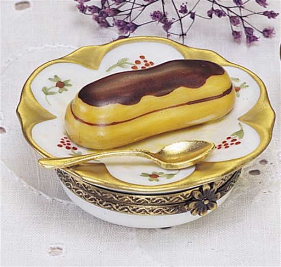 Picture of Limoges Chocolate Eclair on Plate Box