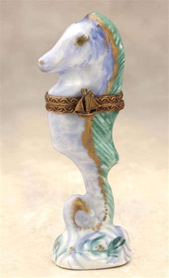 Picture of Limoges Blue Seahorse Box