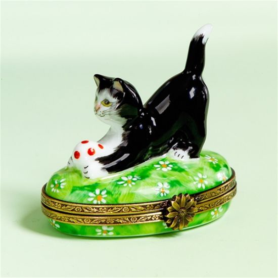 Picture of Limoges Black Cat with Ball Box
