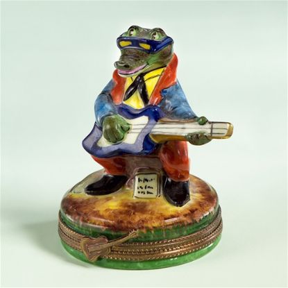 Picture of Limoges Aligator with Guitar Box