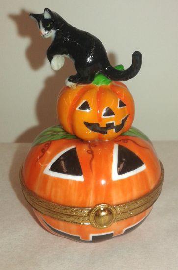 Picture of Limoges Black Cat on Jack O' Lanterns  Box