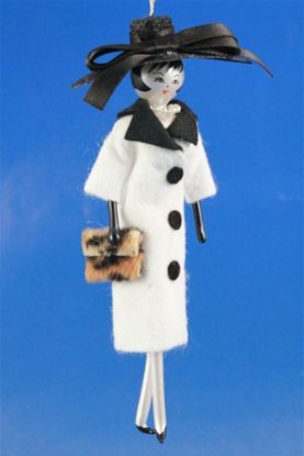 Picture of De Carlini Lady in Coat and Elegant Hat Christmas Ornament 