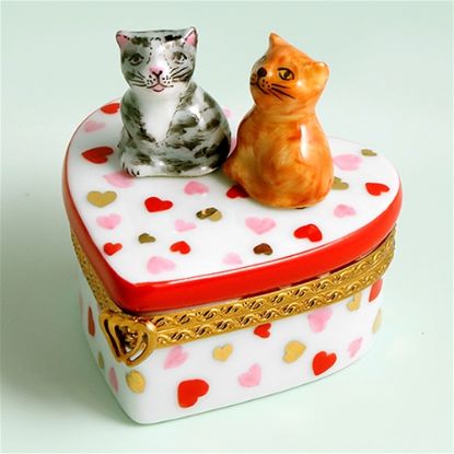 Picture of Limoges Two Cats on Heart with Hearts Box