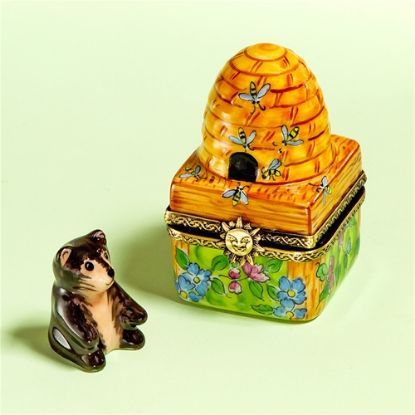 Picture of Limoges Beehive Box with Loose Bear 