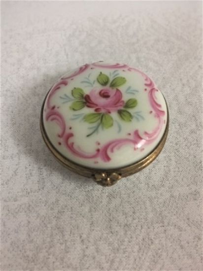 Picture of Limoges Pink Rose Small Round Box