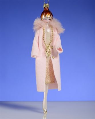 Picture of De Carlini Lady in Pink Coat with Necklace Ornament